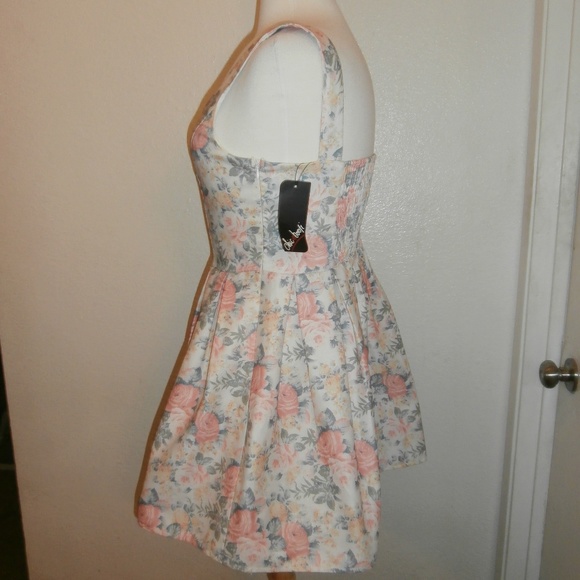 CHIC A BOOTI US Size 10 AUS Size 12 women's dress - Picture 2 of 4